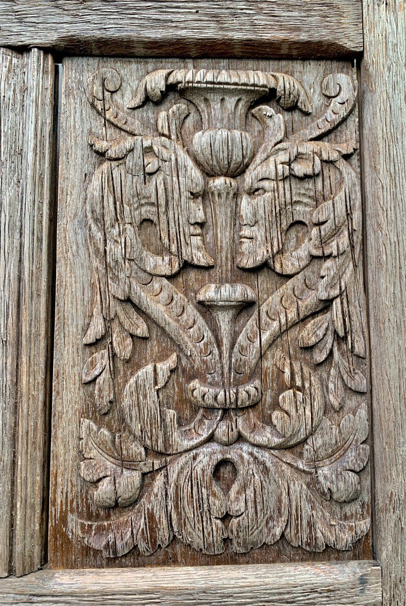 15th Cty, Large Wooden Carved Gothic Panel With 2 Upper Grotesques Panel And 6 Towel Folds Gothic Design-photo-2