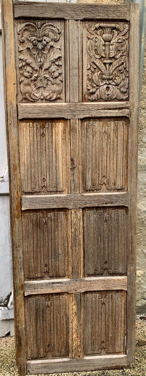 15th Cty, Large Wooden Carved Gothic Panel With 2 Upper Grotesques Panel And 6 Towel Folds Gothic Design-photo-1