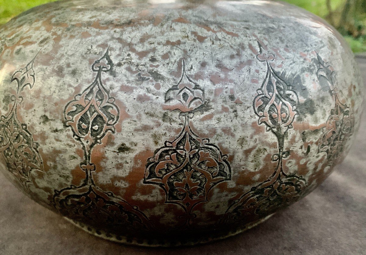 17th Cty Persian Safavid Period, Large Islamic Signed Tinned Copper Basin / Tas-photo-1