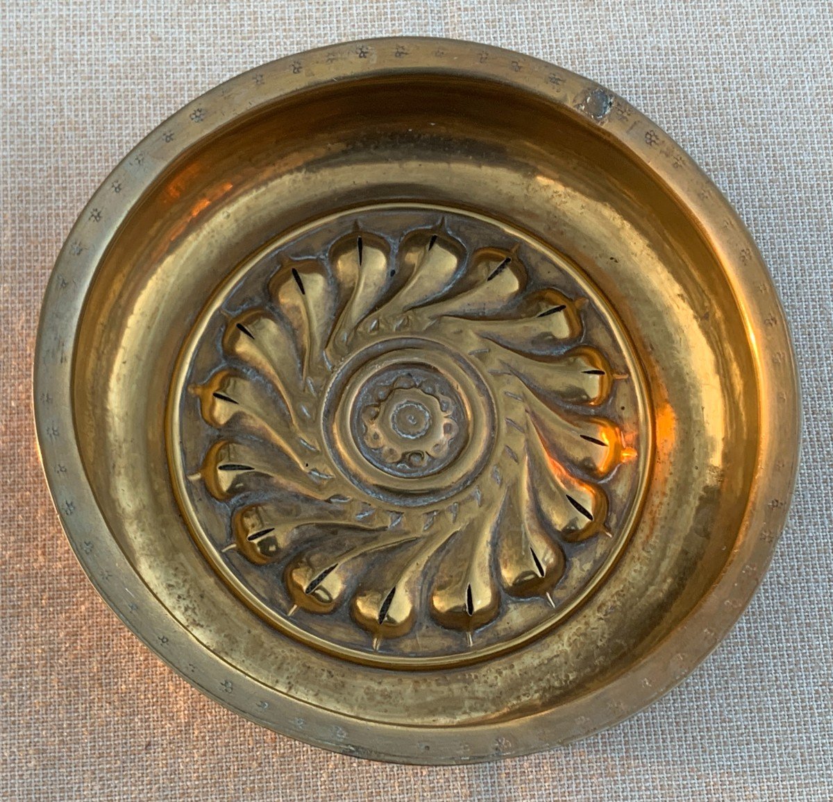 Nurnberg 15th Cty Brass Alms Basin, With Umbilicus Radiant Design