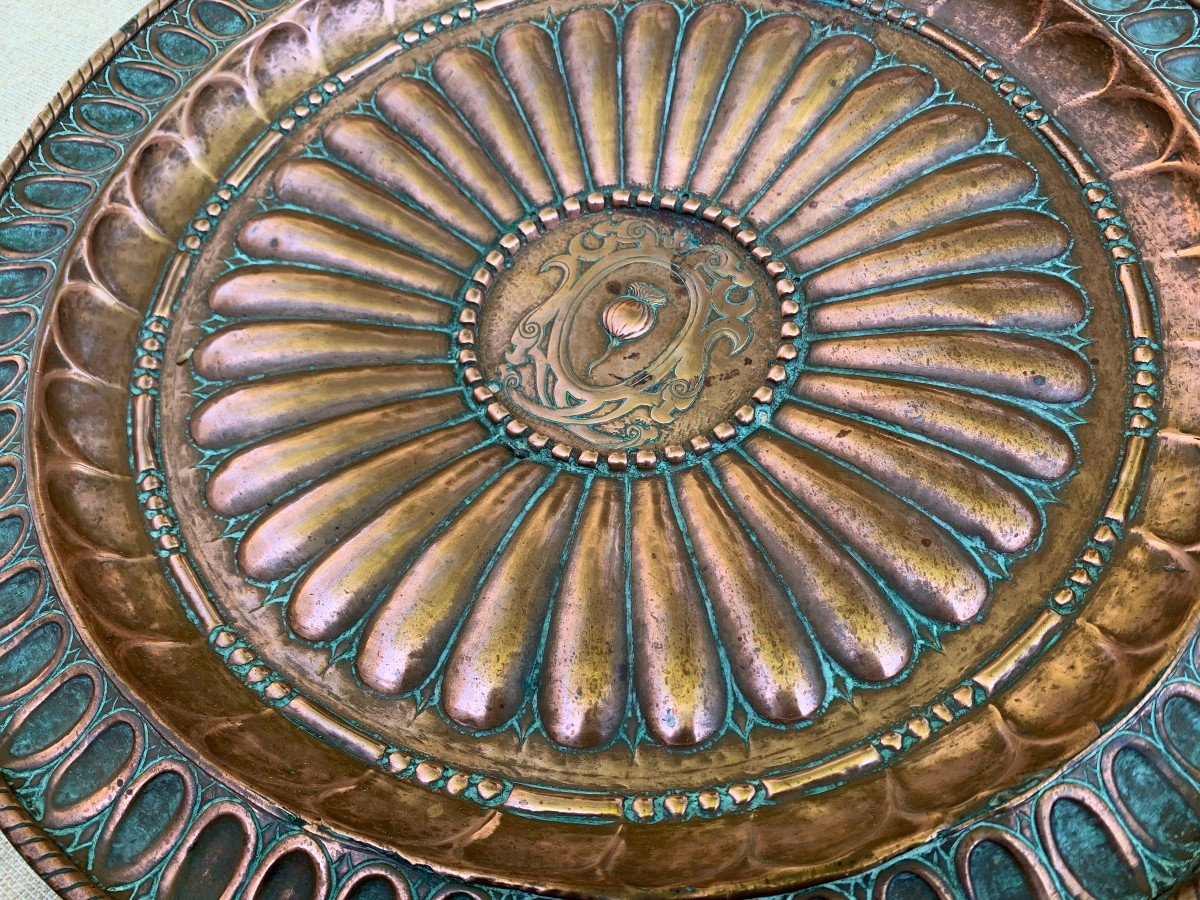 Important Embossed Copper Pageantry Dish With Gadroons And Coat Of Arms, Venice 16th Cty-photo-2