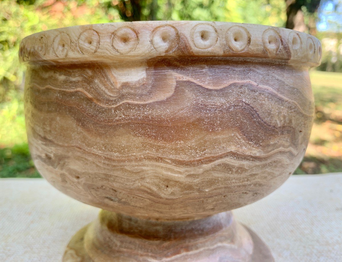 Archeoologia 1st Millennium Bc, Superb Veined Alabaster Pedestal Cup-photo-2