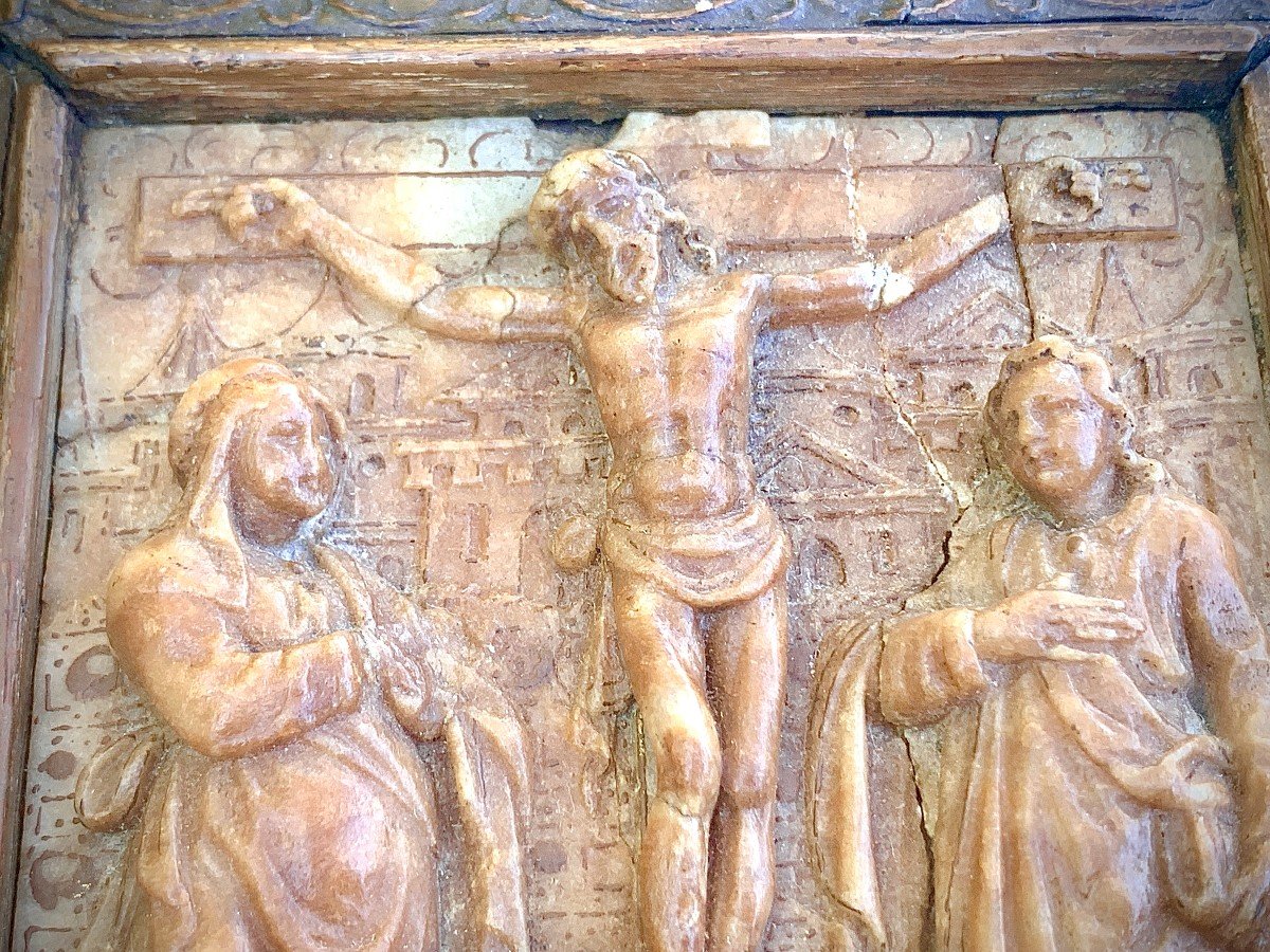 Plaque albâtre de Malines vers 1600, avec cadre d'origine, Crucifixion-photo-4