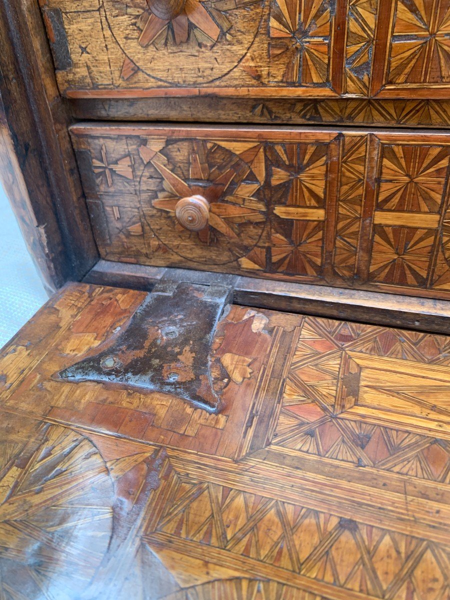 Superb Early 17th Century Spanish Wooden Marquetry Cabinet-photo-8