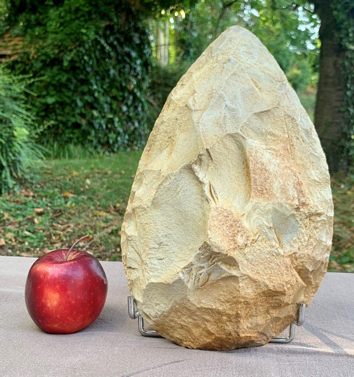 PREHISTOIRE Large biface silex taillé circa 300 000 ans, Dordogne ?-photo-3