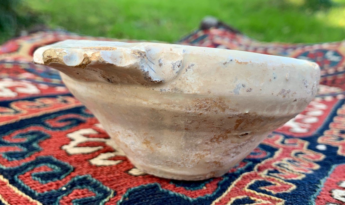 Spain 15th Century Small Bowl With Handles Plain Ivory Ceramic-photo-3