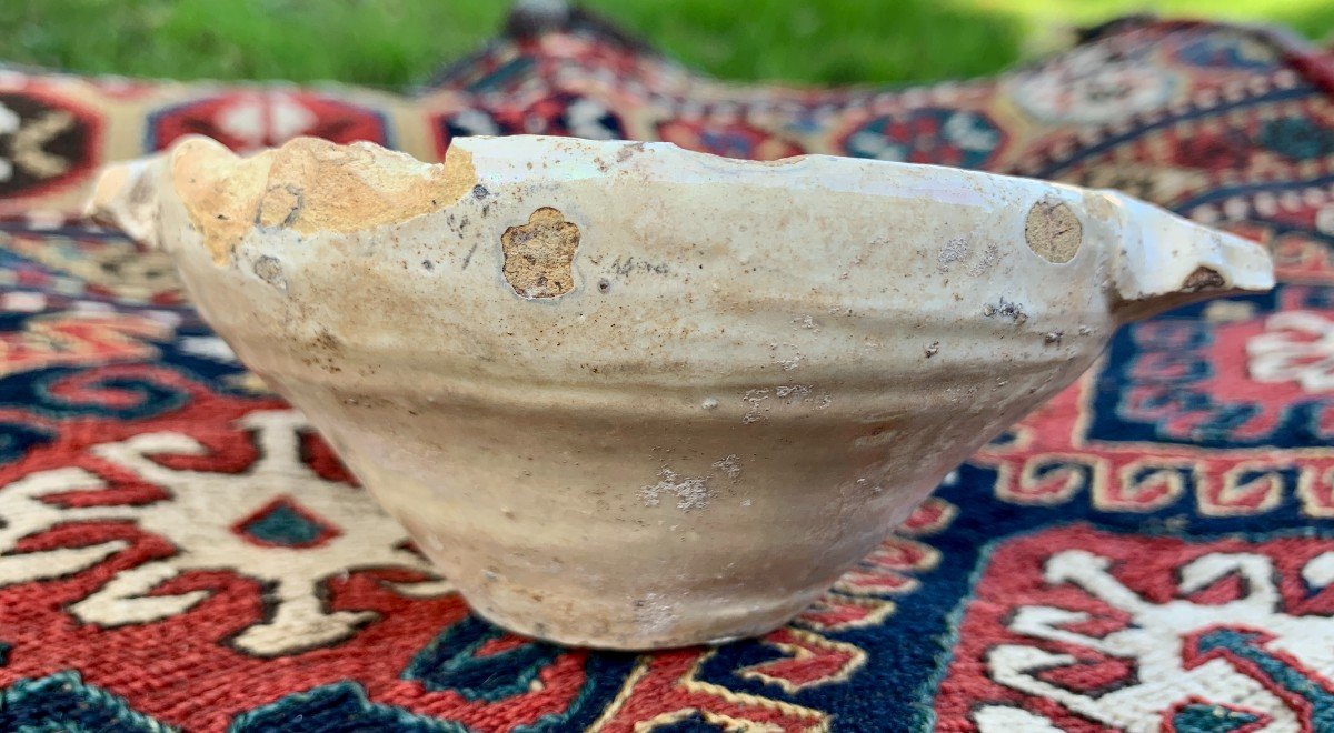 Spain 15th Century Small Bowl With Handles Plain Ivory Ceramic-photo-4