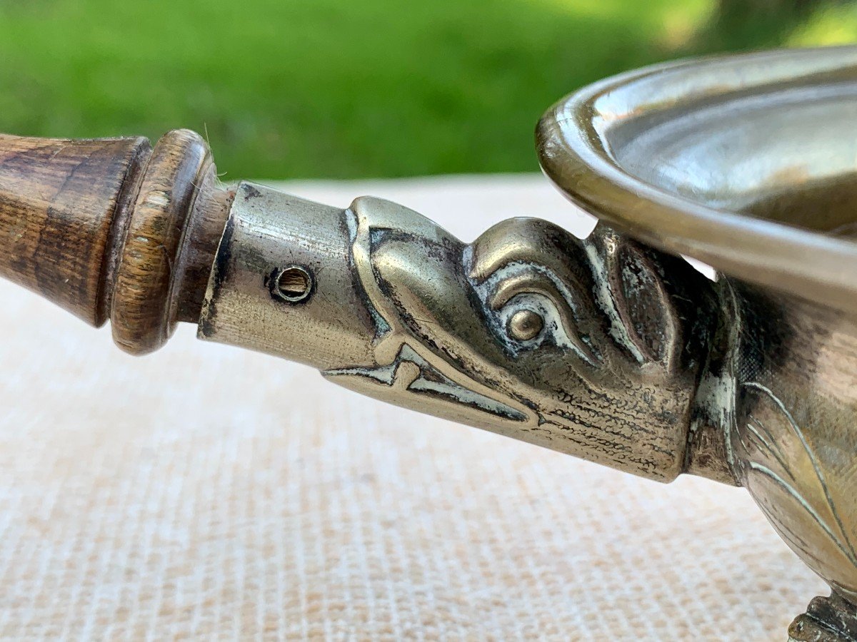 Late 17th Cty, Curious Brass Table Stove With Wooden Turned Dragons Handles-photo-3