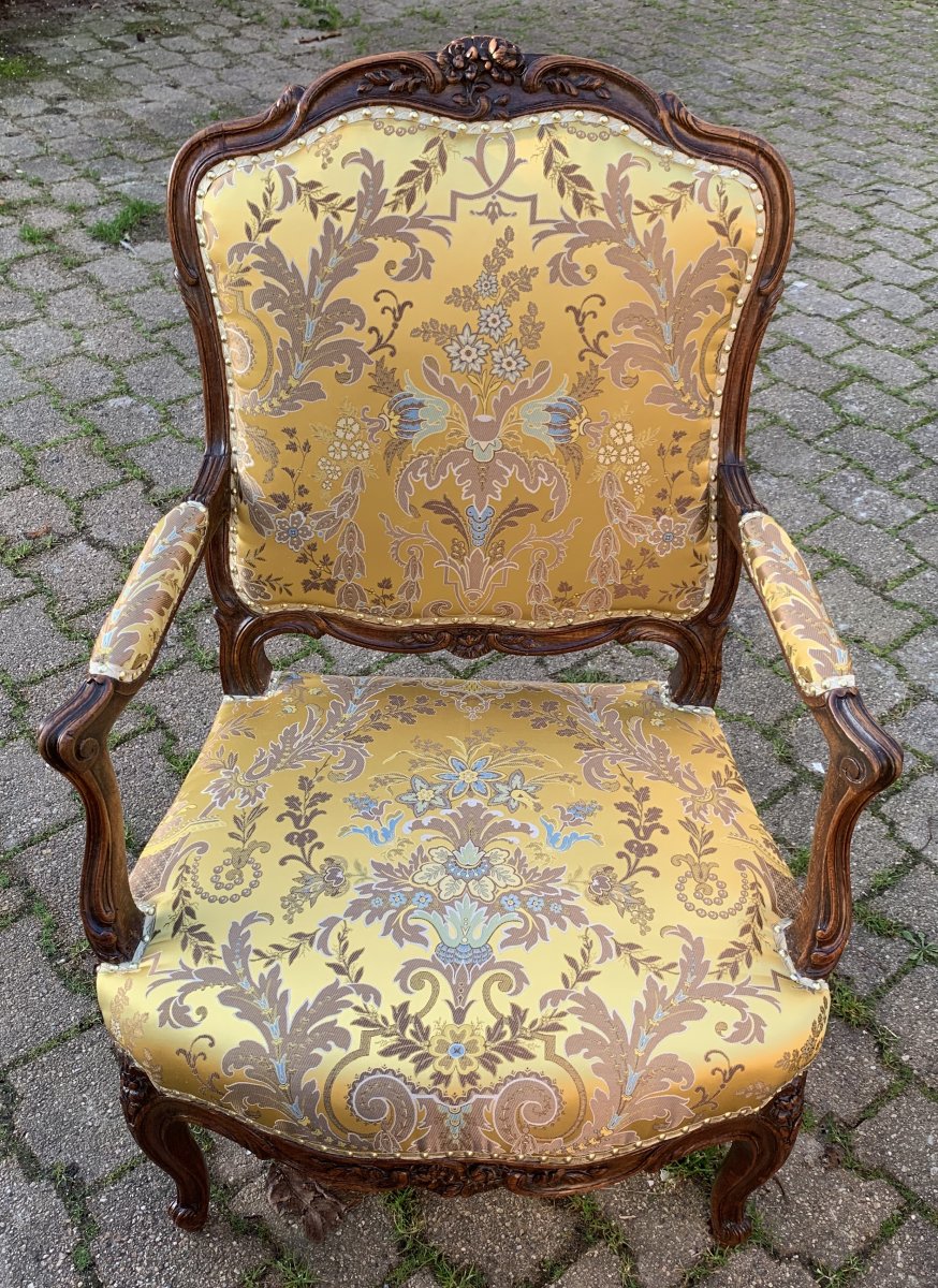 XVIIIe s paire très larges fauteuils Louis XV dossiers à La Reine, attrib à Nicolas Heurtault-photo-2