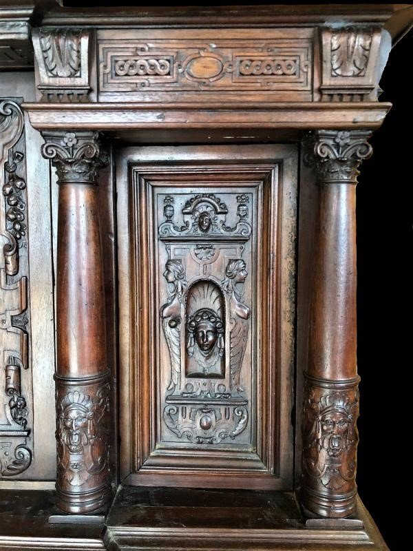 Circa 1590,  Walnut Richly Carved Dresser-photo-3