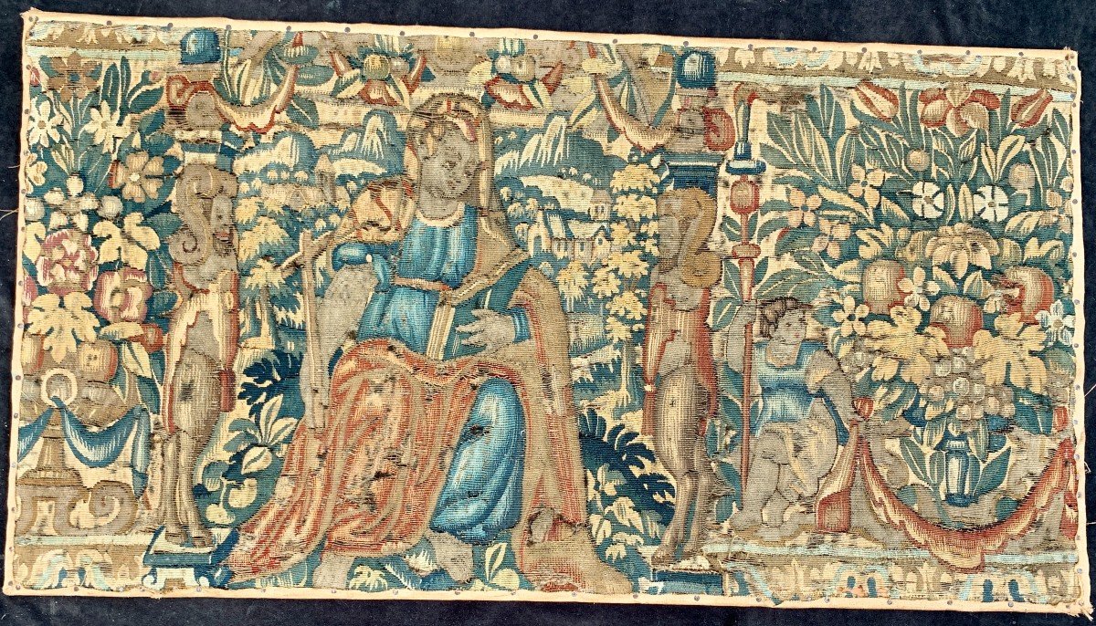 Grand fragment de tapisserie Flandres XVIe s