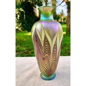 Superb Art Nouveau Iridescent Glass Vase, Satavo Glass Workshop, Tiffany Follower