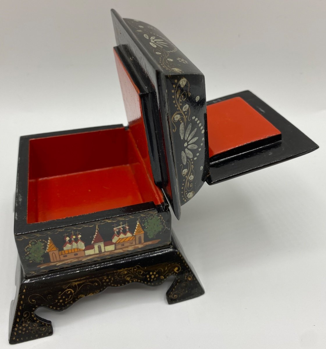 Double Level Box In Russian Painted Lacquered Wood Circa 1930-photo-4