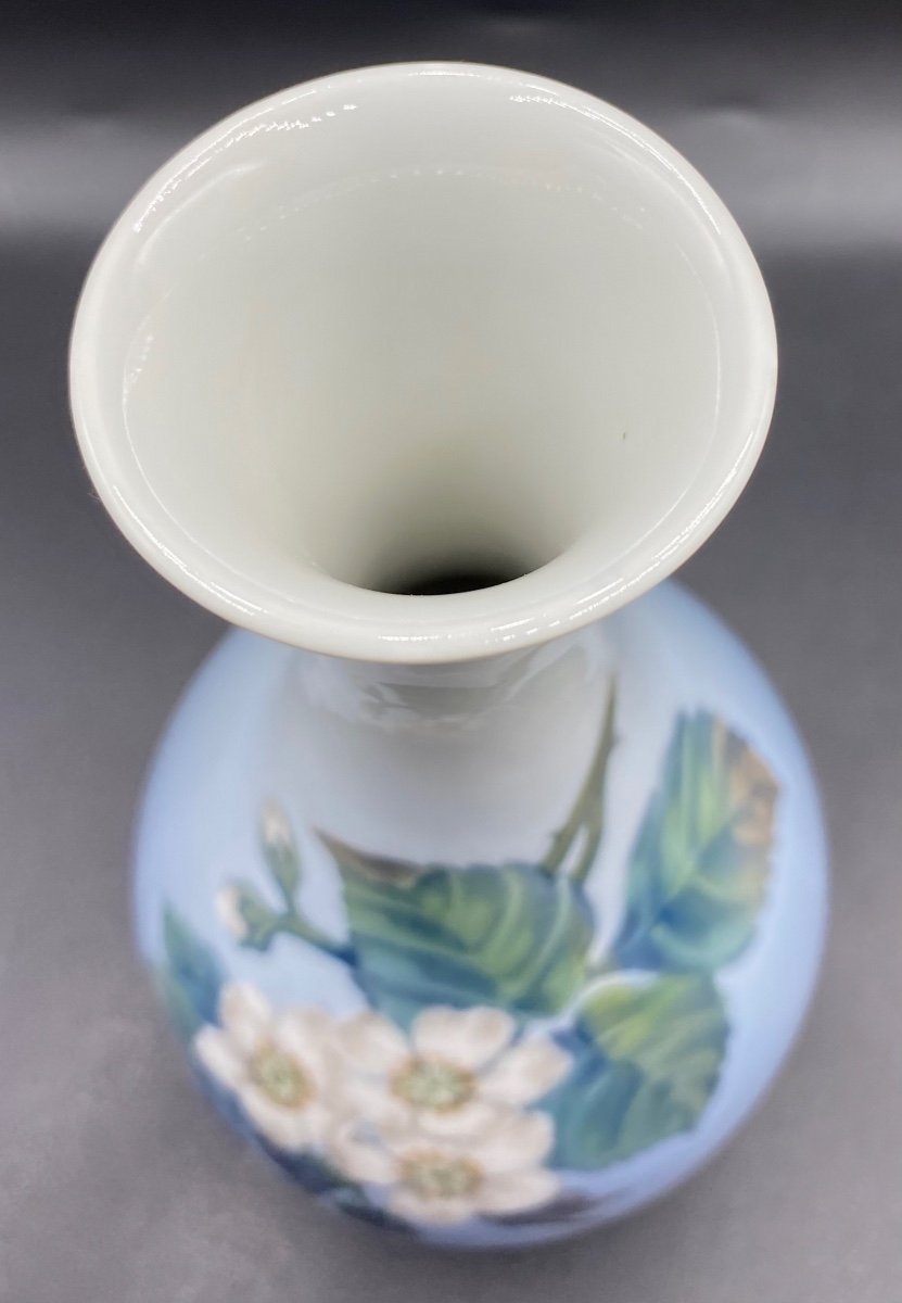 Copenhagen Porcelain Vase Circa 1960-photo-1