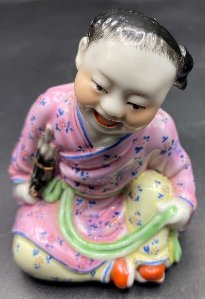 Young Girl Subject In Painted Enameled Porcelain From Japan In Satzuma Circa 1940/50