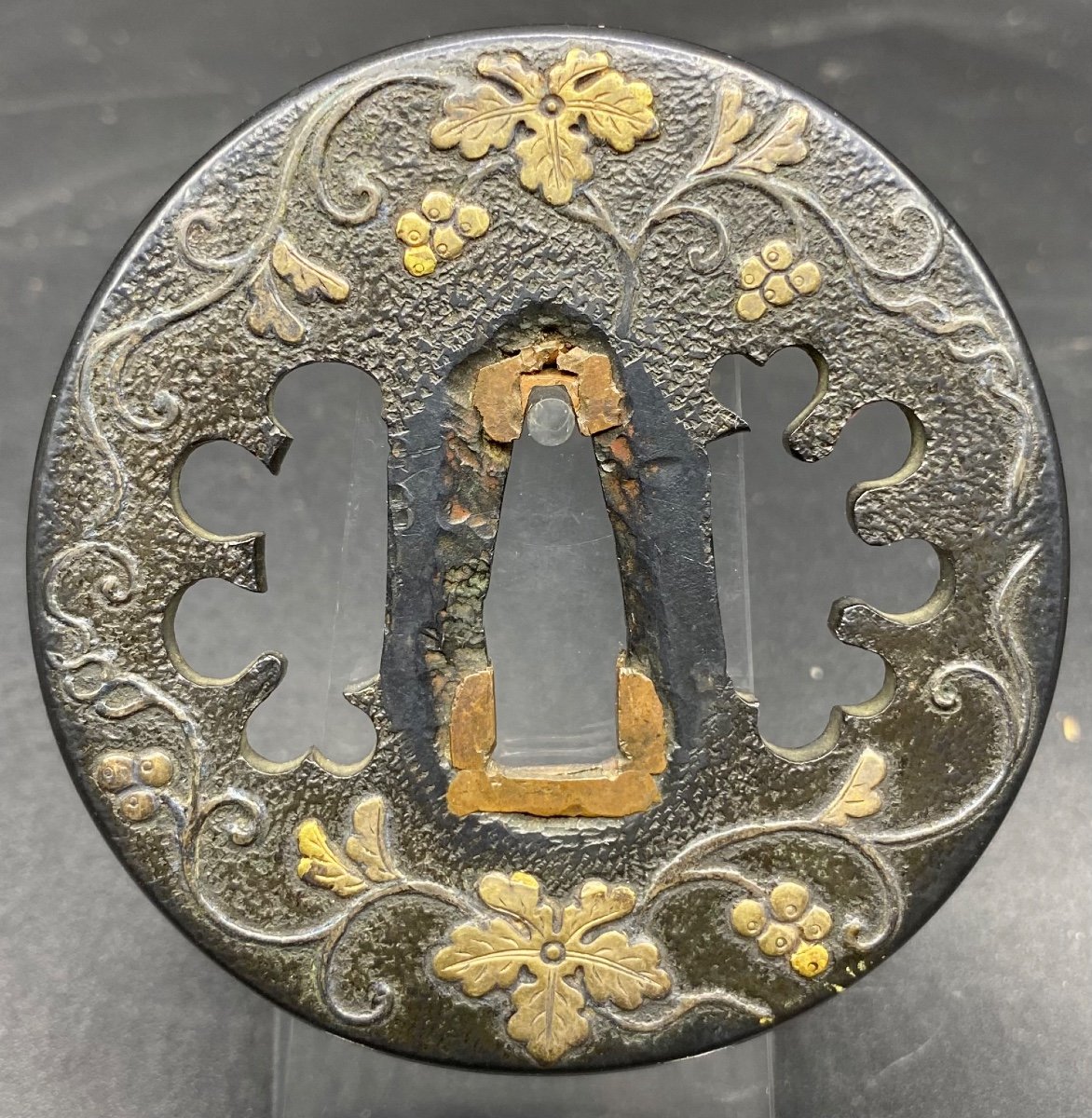 Tsuba Japonais Fin XVIIIème En Airain Et Dinanderie De Cuivre Doré -photo-2