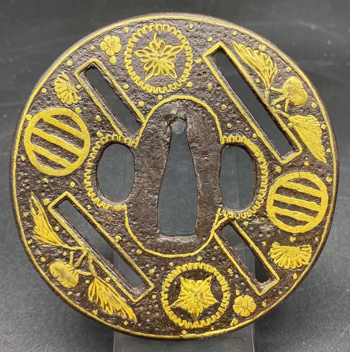 Tsuba Japonais XVIIIème Fer Forgé Et Dinanderie De Cuivre Doré 