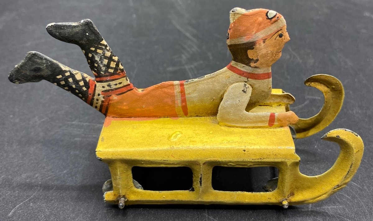 Child's Toy On A French Painted Tin Sled From The 1900s-photo-3