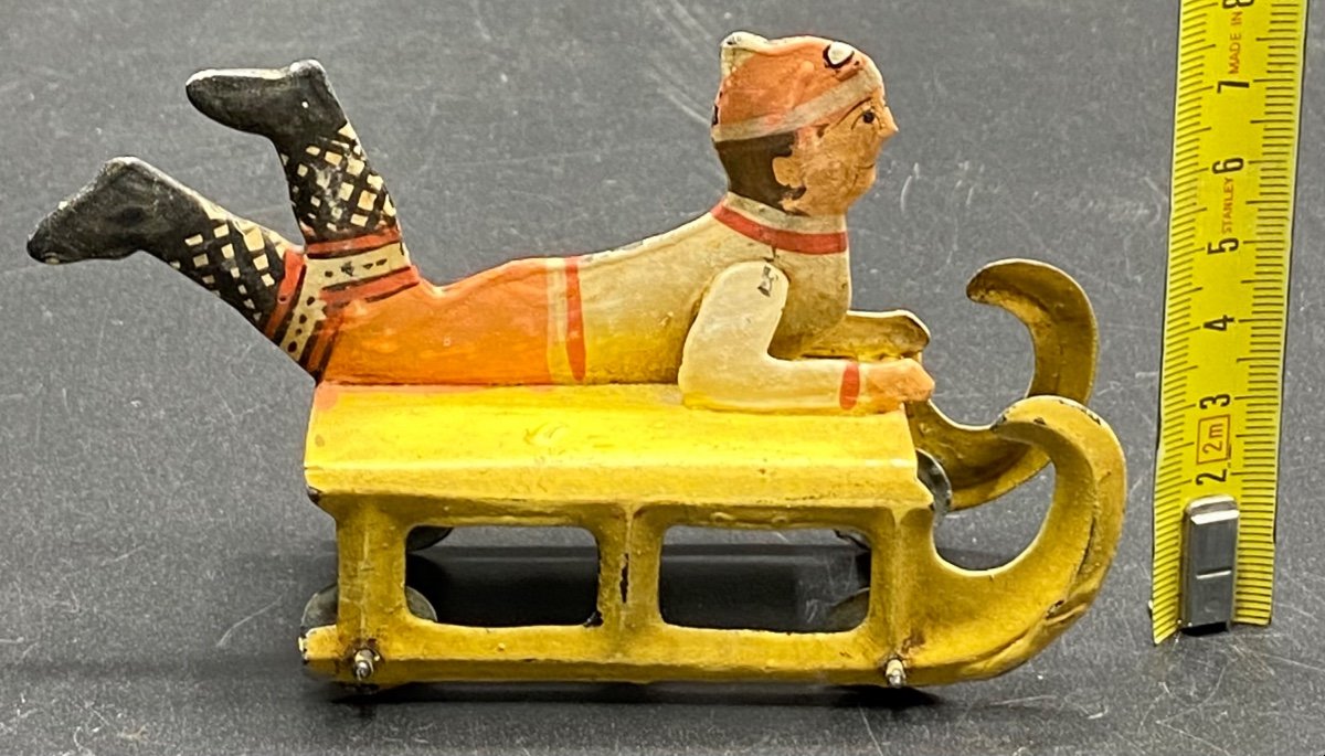 Child's Toy On A French Painted Tin Sled From The 1900s-photo-6