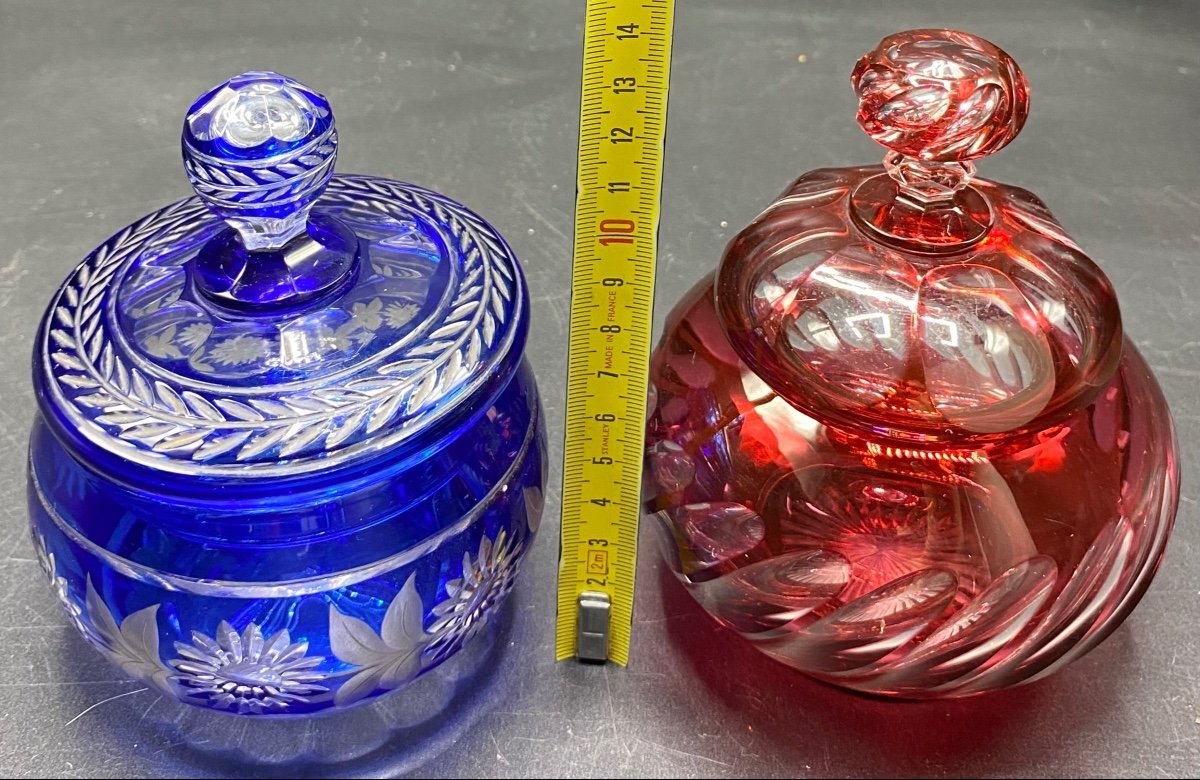 Two Overlay Crystal Candy Boxes Or Sugar Bowls From The 1900s Baccarat And Saint Louis-photo-4