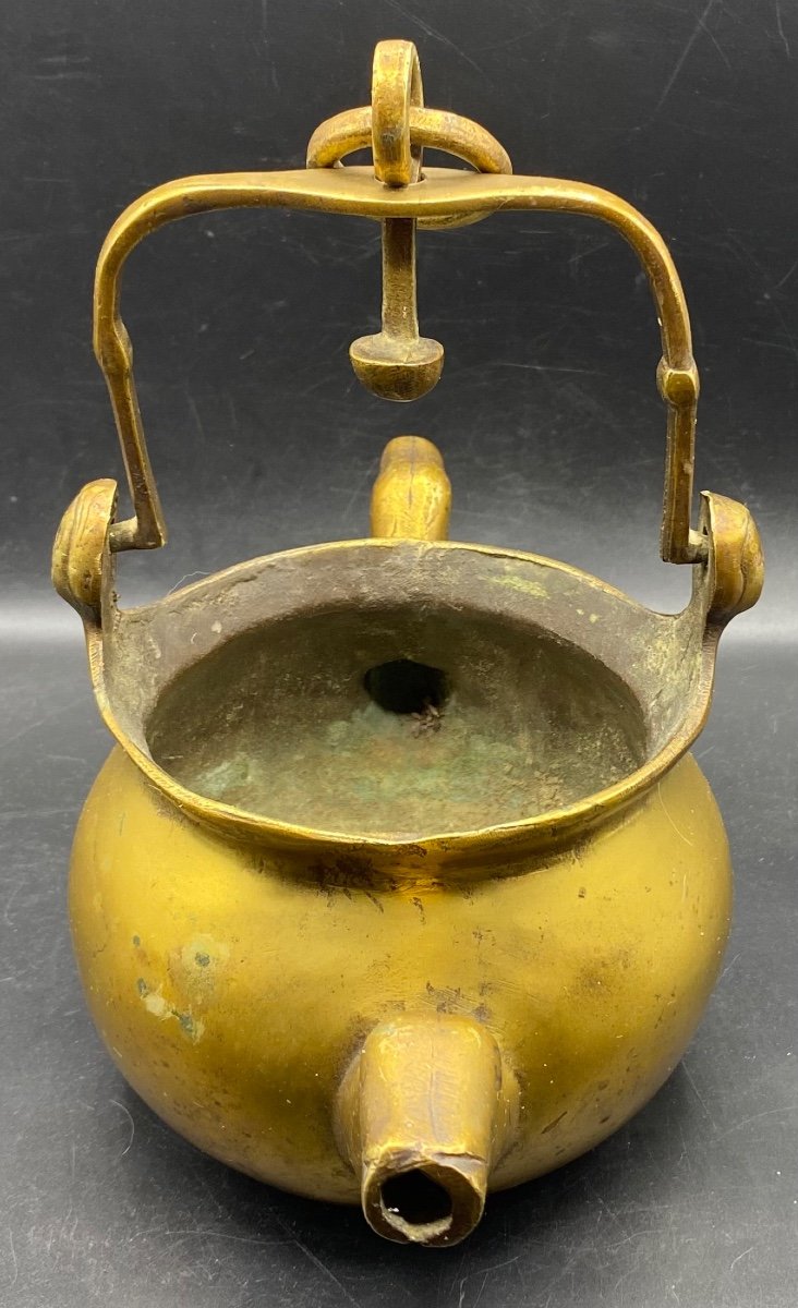 18th Century Chiseled Bronze Bucket -photo-2