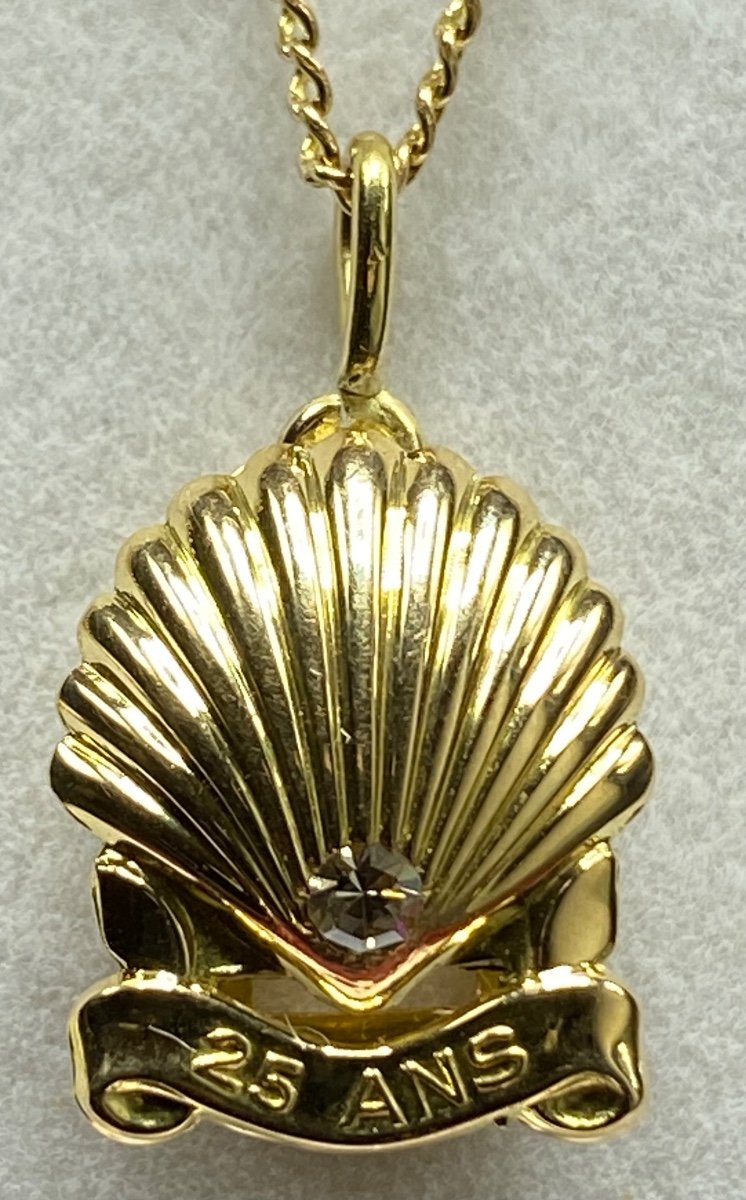 Pendentif Signé Cartier Et Une Chaîne Tous Deux En Or 18c Des Années 1960/70-photo-4