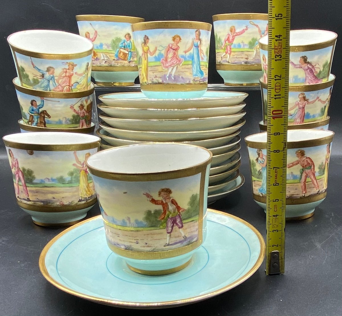 Série De Douze Tasses Et Sous-tasses En Porcelaine Des Années 1940 D’esprit Sèvres Par Grisard-photo-8