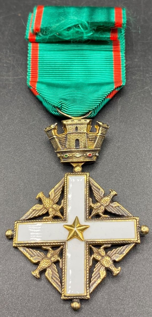 Silver-gilt And Enamel Medal Circa 1920 European -photo-2