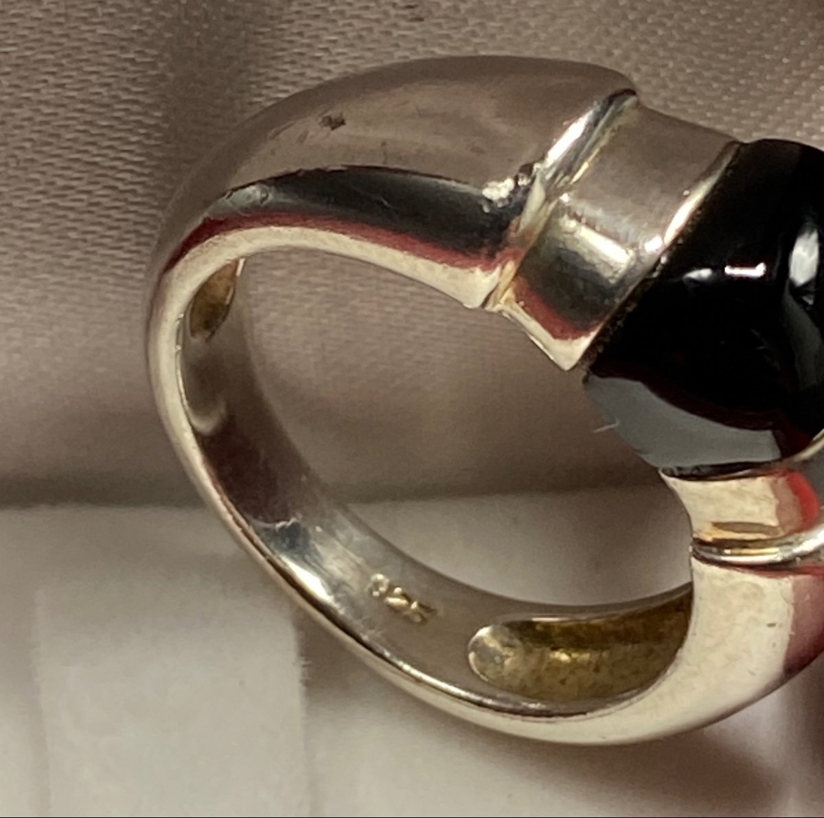 Bague Mixte En Argent Massif Et Cabochon D’onyx Européen Des Années 1960/70-photo-4