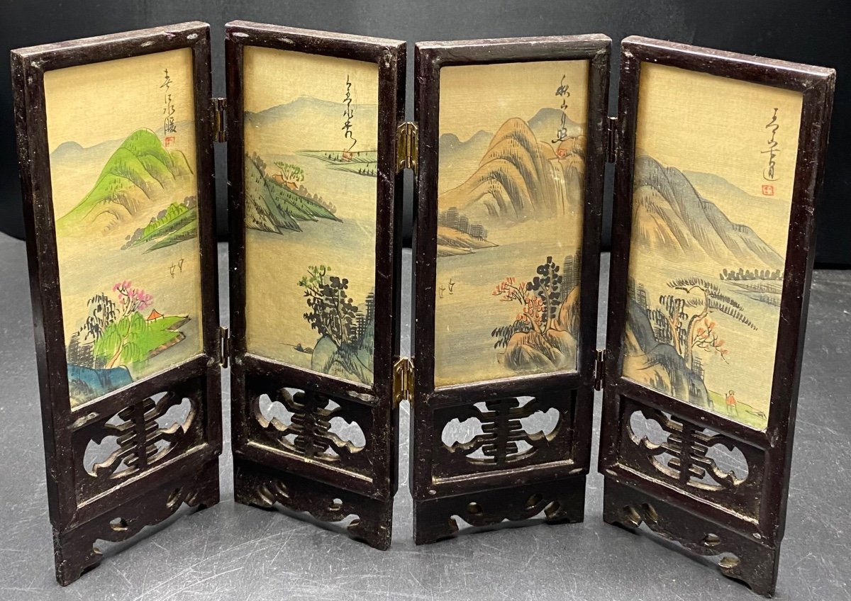 Small Screen In Patinated Exotic Wood And Miniatures Painted On Silk China 1940/50