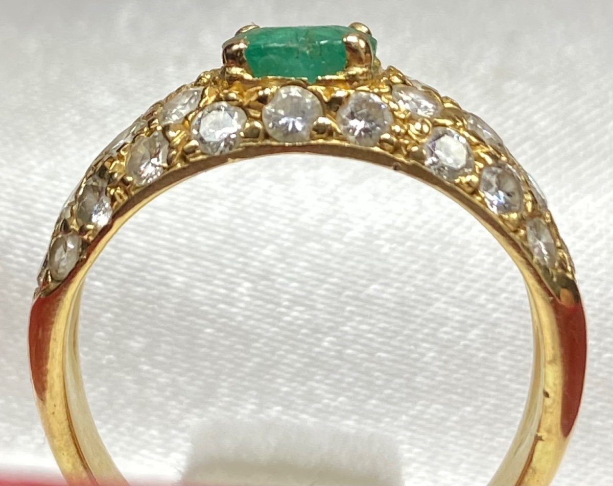 Bague Française En Or 18 Carats émeraude Et Pavage De 28 Diamants Des Années 1930-photo-1