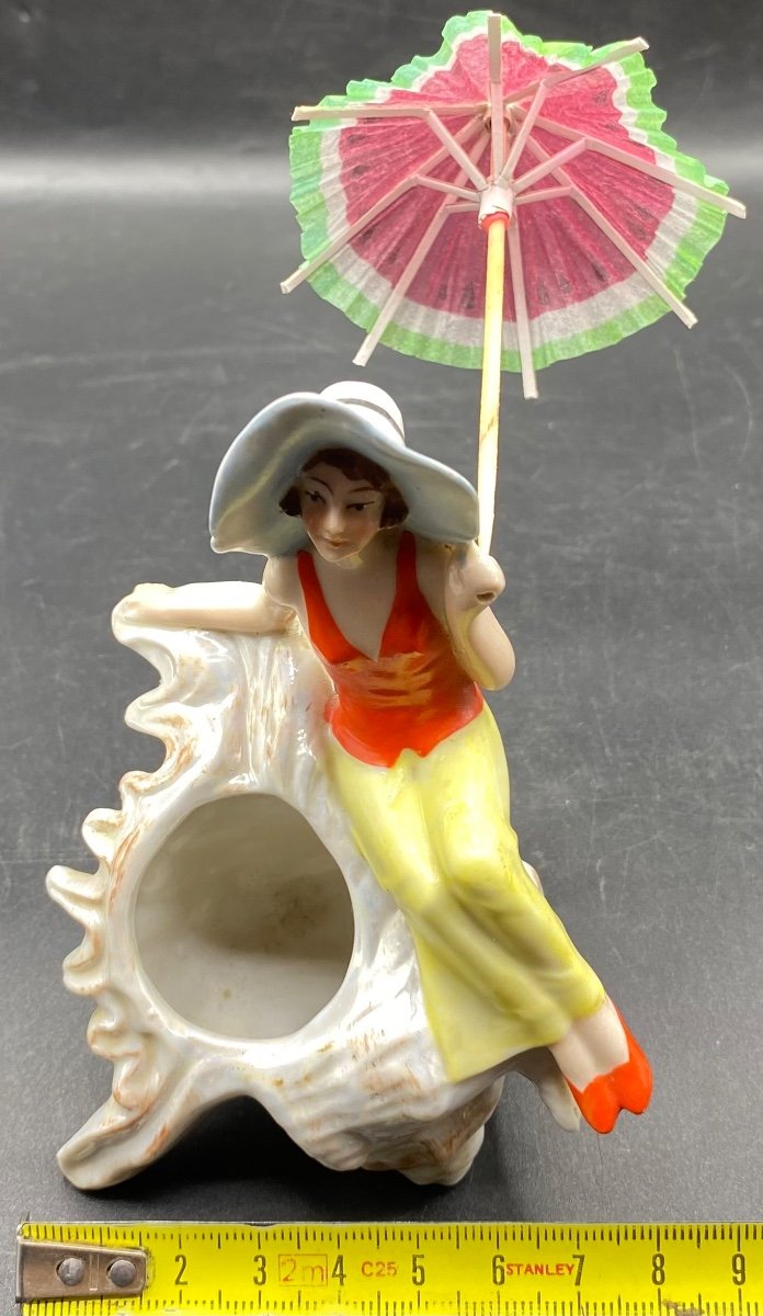 A German 1920s/30s Painted Enameled Porcelain Bather-photo-5