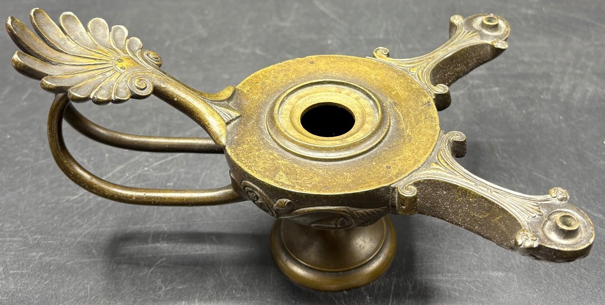 Lampe A L’’huile En Bronze Fondu Patiné Française Vers 1830/40