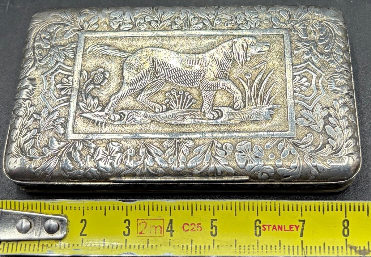 Early 19th Century French Solid Silver Snuff Box -photo-5