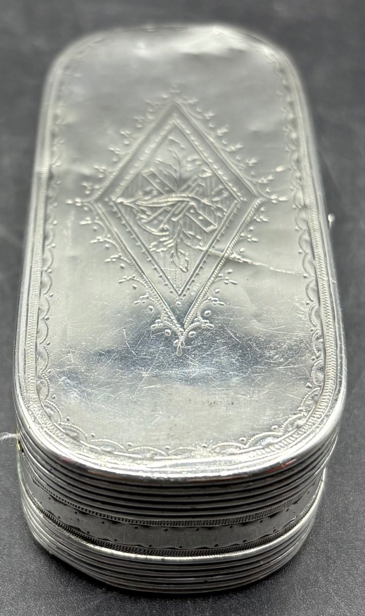 Early 19th Century French Solid Silver Snuff Box -photo-2