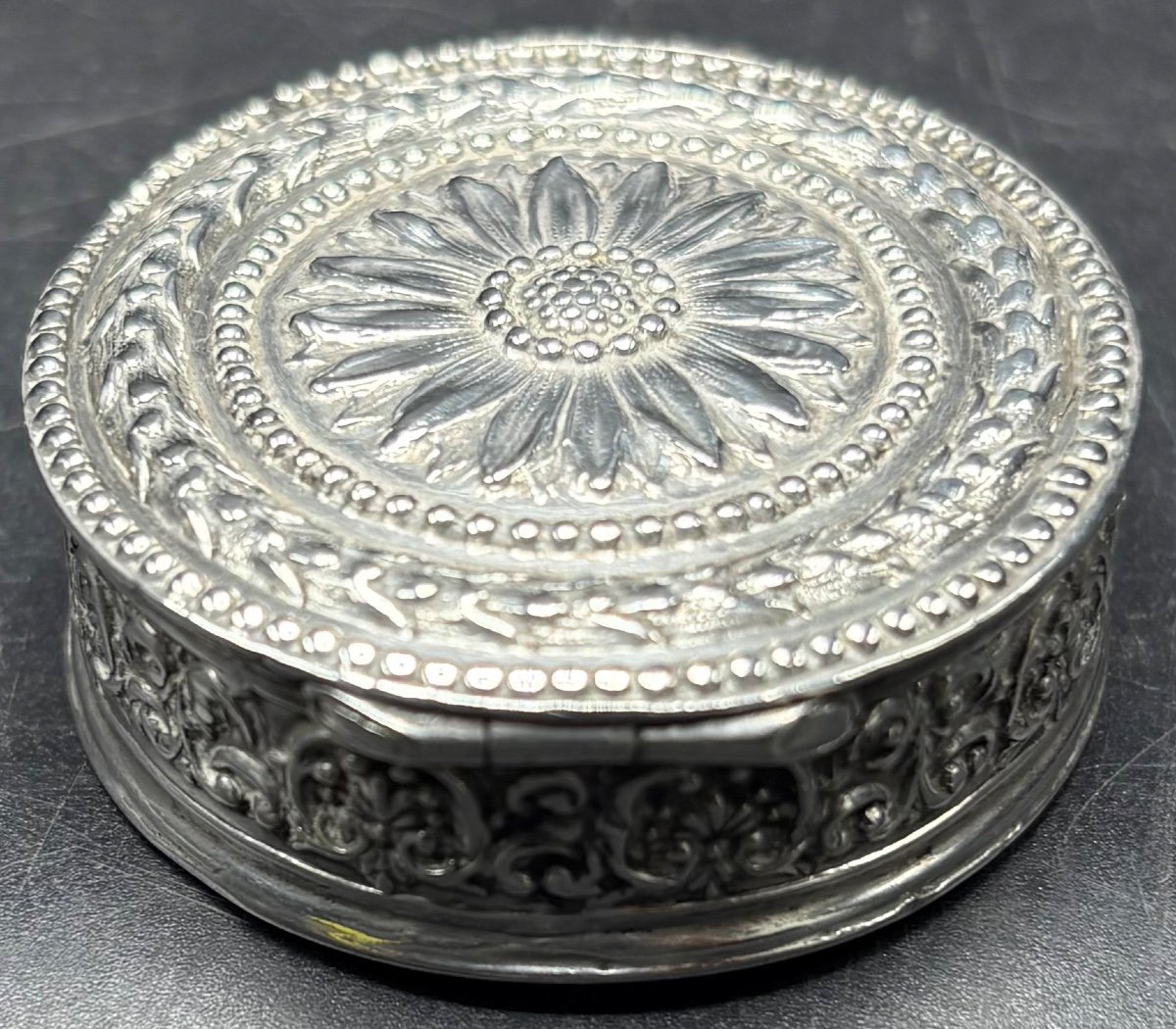 Sterling Silver Pill Box For France Circa 1900-photo-2