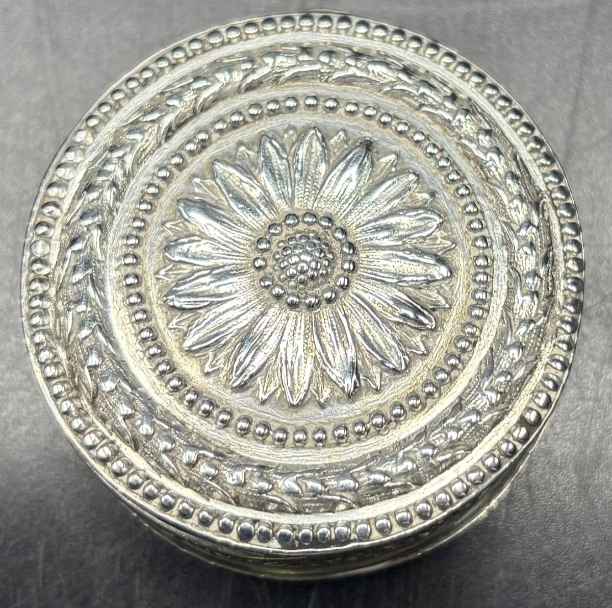 Sterling Silver Pill Box For France Circa 1900-photo-4