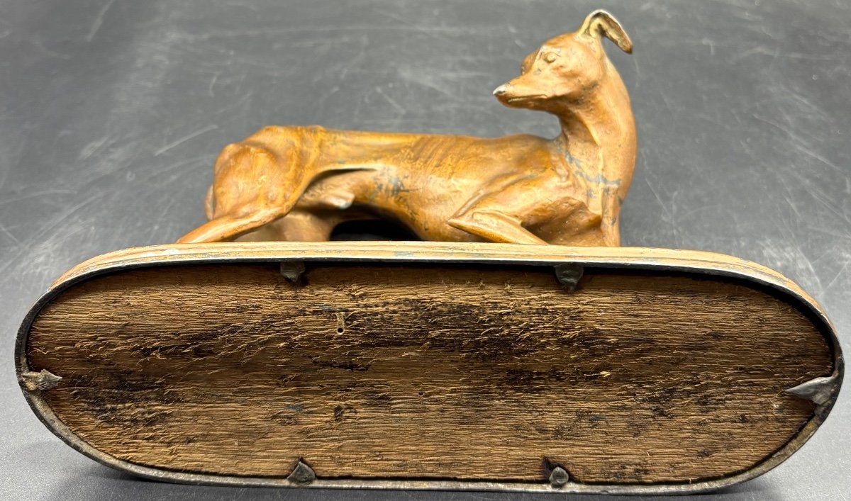 French Patinated Fondu Whippet Subject From The 1920s-photo-3