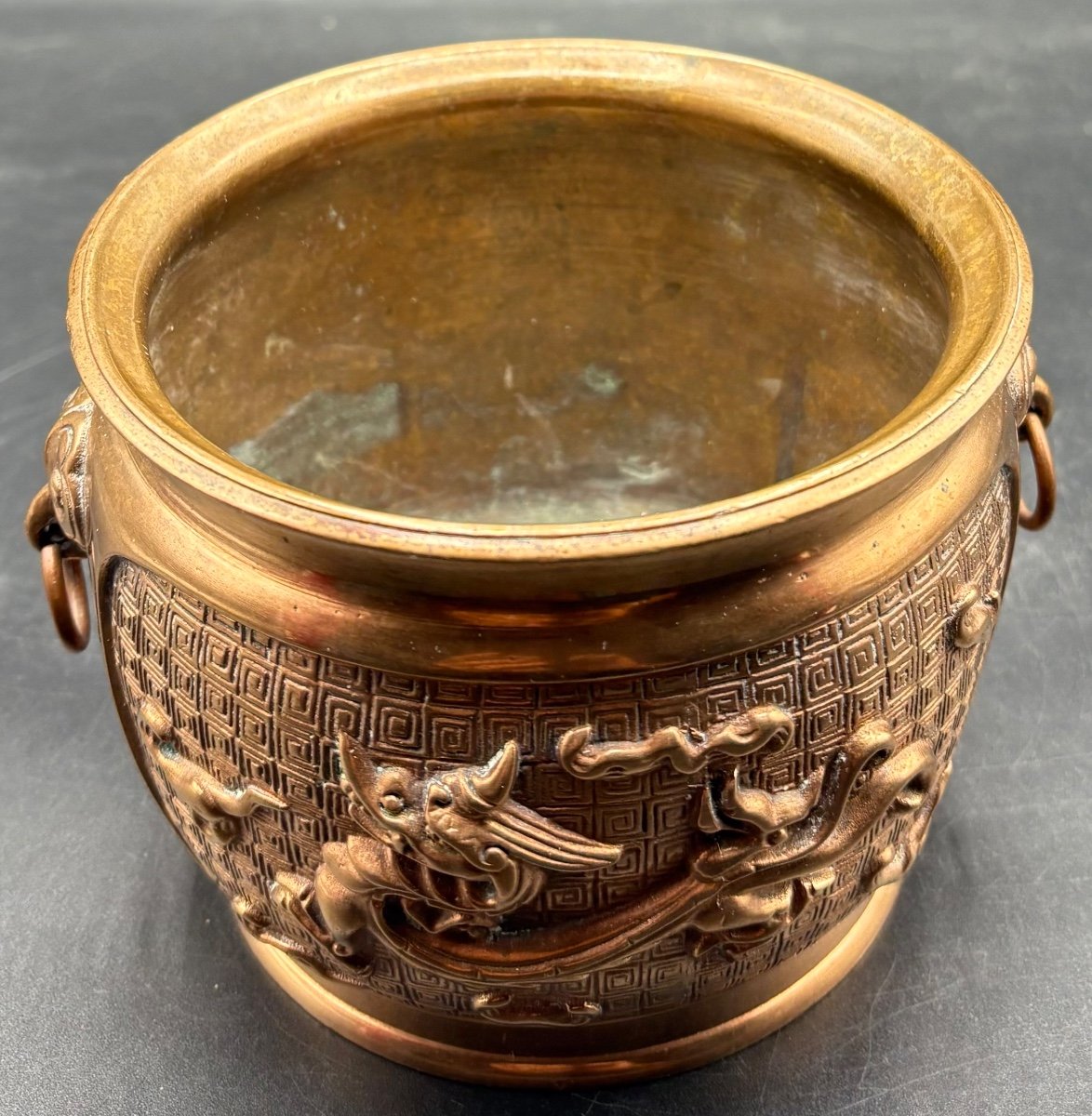 Petit Cache Pot Porte Encens En Bronze Fondu à Patine Mort Doré Chinois Des Années 1900-photo-4