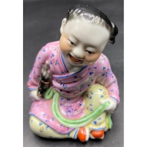 Young Girl Subject In Painted Enameled Porcelain From Japan In Satzuma Circa 1940/50