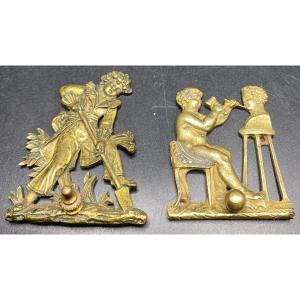 Deux Petits Décors D’accroches Tableaux Bronze Fin XVIIIème, Français 