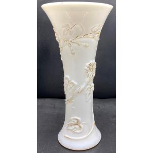 Vase En Cristal Opaline Moulé Par Saint Louis Vers 1870/80