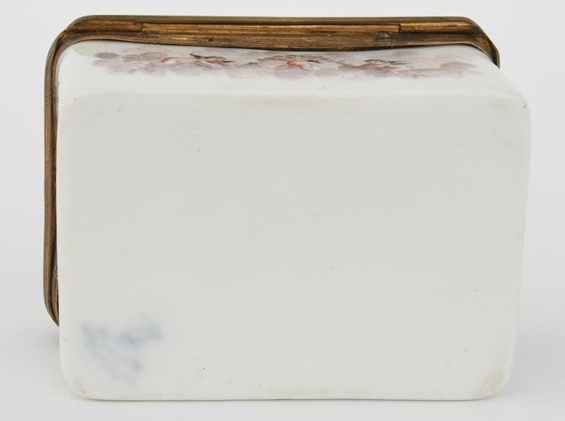 Rectangular Porcelain Snuff Box-photo-6