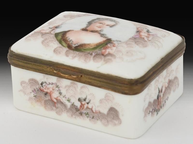 Rectangular Porcelain Snuff Box