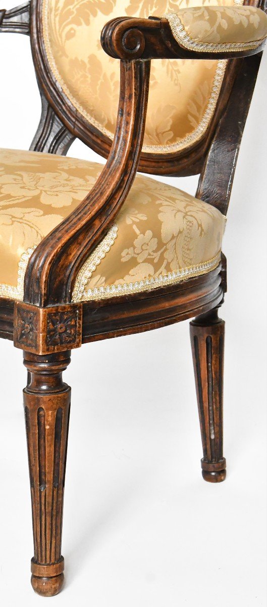 Pair Of Louis XVI Period Cabriolet Armchairs -photo-3