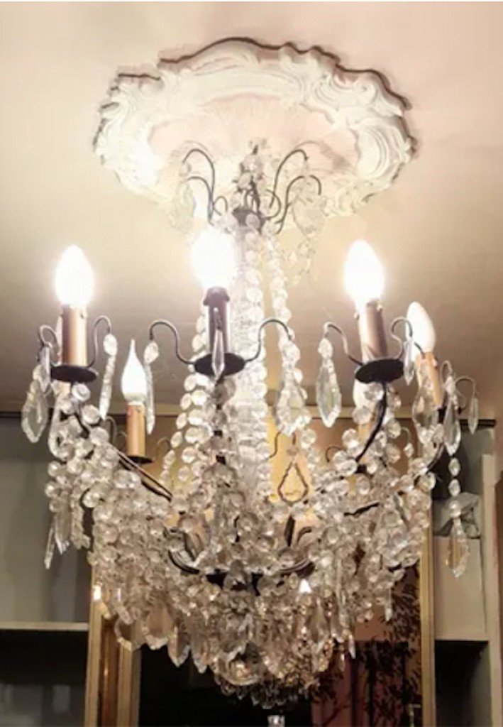 Eight-light Chandelier Decorated With Glass Pendants And Tassels-photo-6