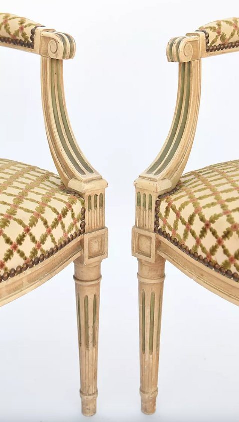 Paire de fauteuils de style Louis XVI -photo-2