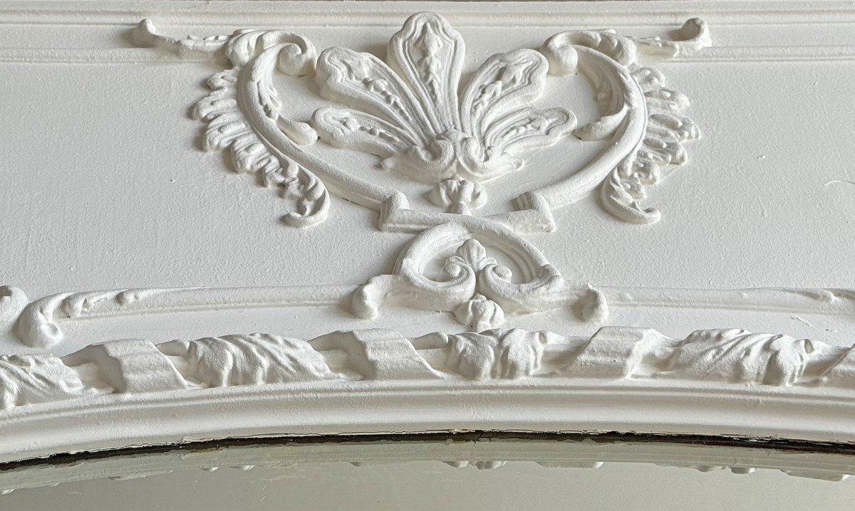 Trumeau de cheminée dans le style Louis XVI en bois et stuc peint en blanc-photo-4