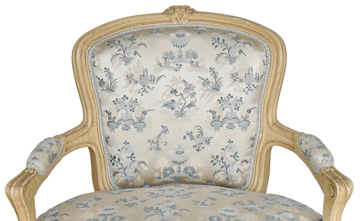 Set Of 4 Louis XV Style Cabriolet Armchairs In Cream Lacquered Wood And Silk Upholstery-photo-4