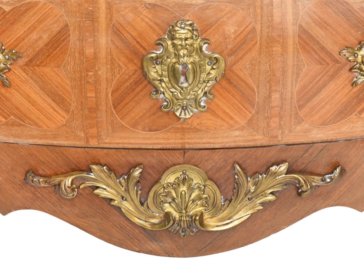 Commode tombeau de style Louis XV en marqueterie bois de rose-photo-2